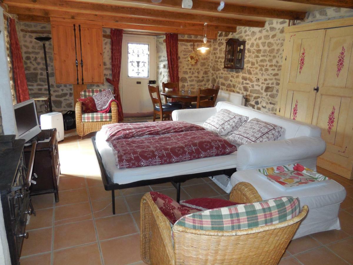 Domaine Le Sauzet Bed and Breakfast Saint-Germain-l'Herm Eksteriør billede